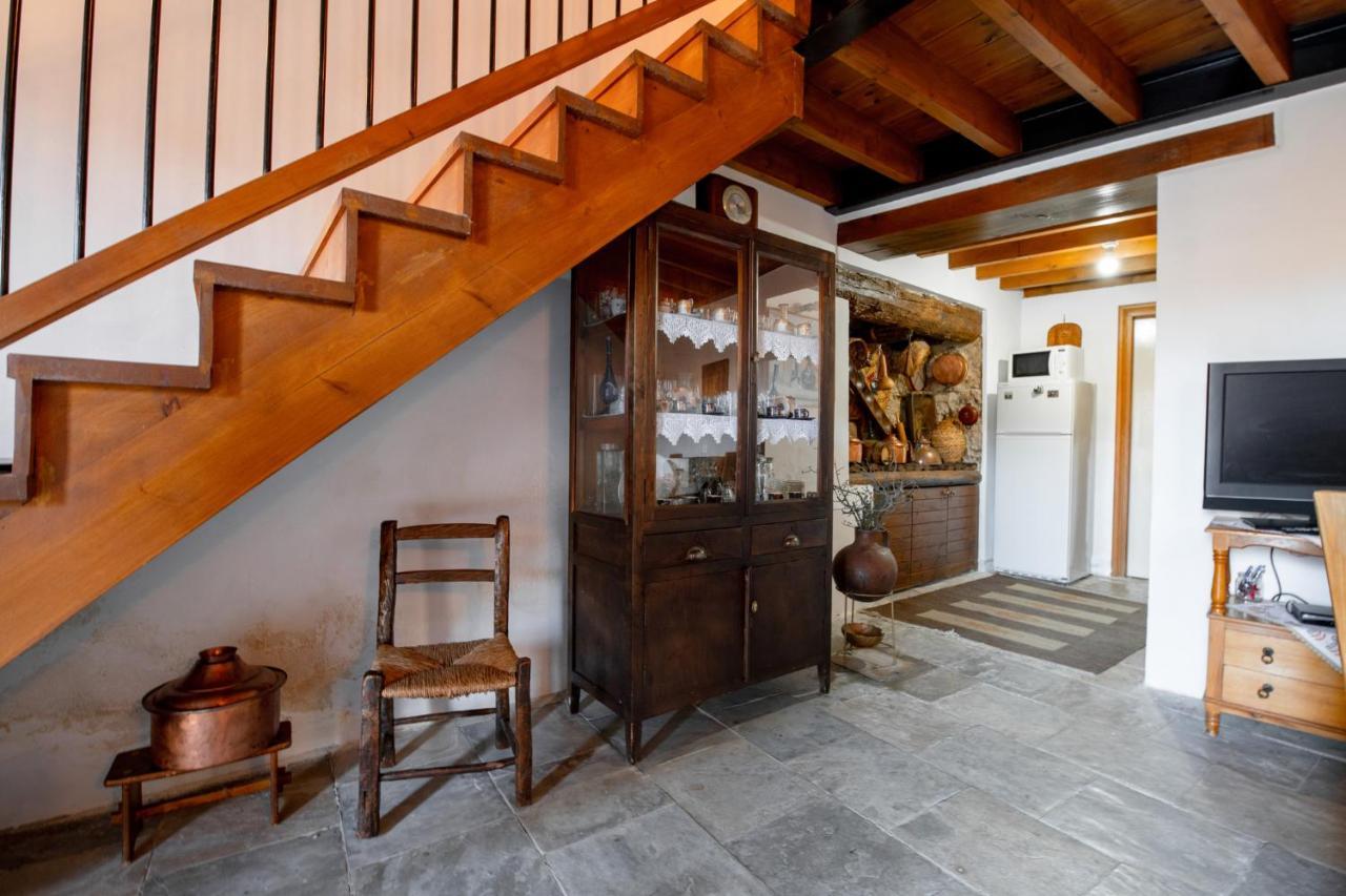 Constantias Stone Houses Lofou Exterior photo
