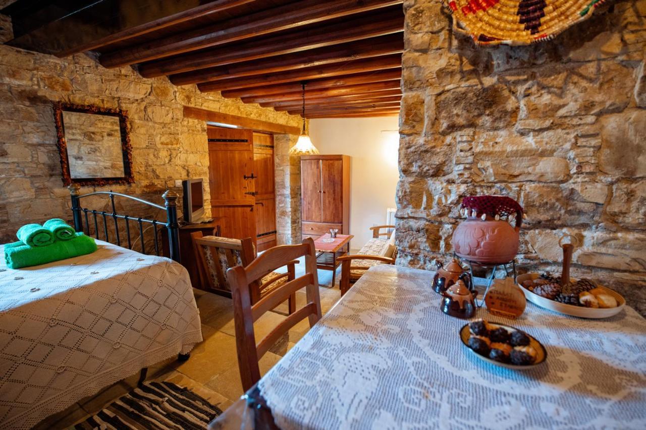 Constantias Stone Houses Lofou Exterior photo